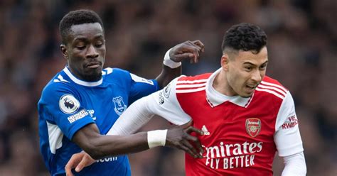 arsenal vs everton timeline|Arsenal 4 .